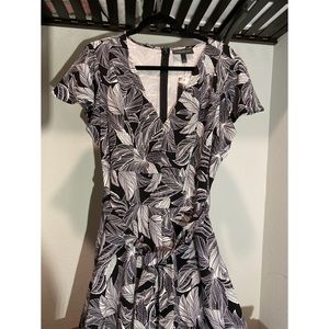 Lane Bryant NWT black white high low leaf dress vneck